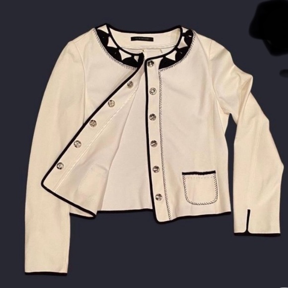 White Spring Jacket - Picture 2 of 6